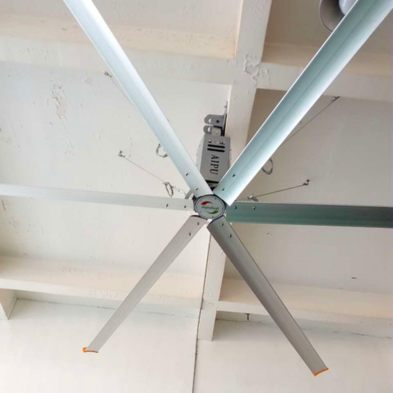 CE économiseur d'énergie de la fan de plafond de consommation de puissance faible d'usine 11ft approuvé